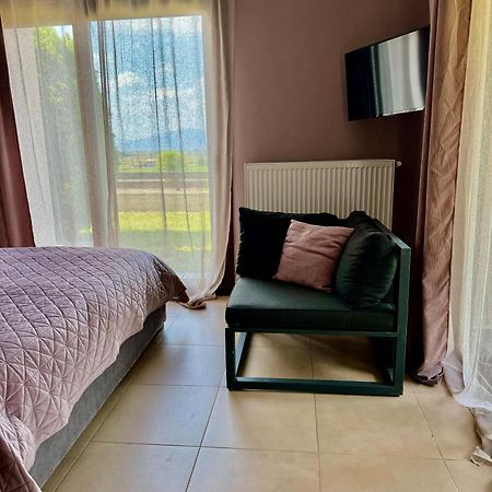 Casagreek Komotini Bed & Breakfast Ngoại thất bức ảnh