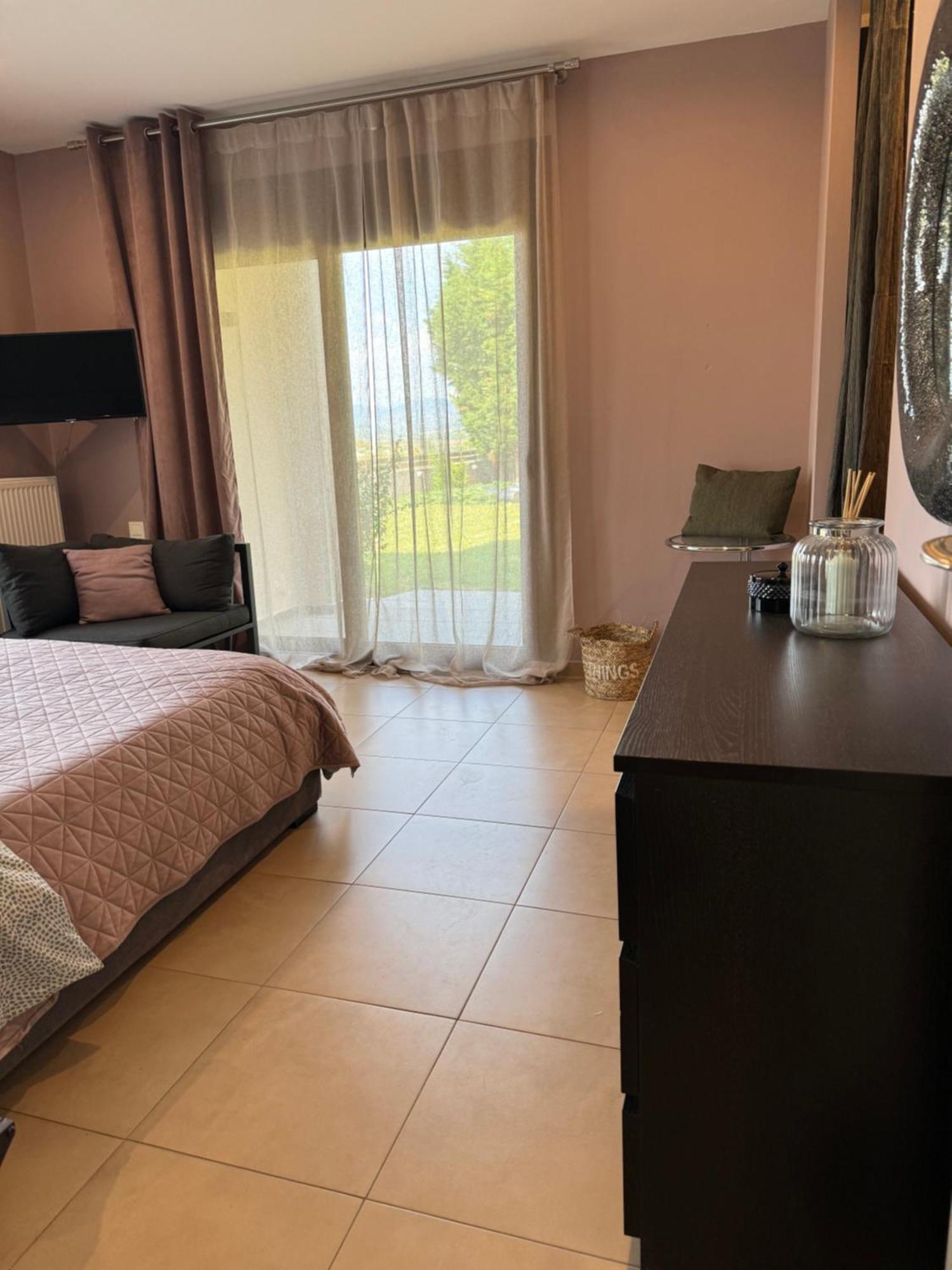 Casagreek Komotini Bed & Breakfast Ngoại thất bức ảnh