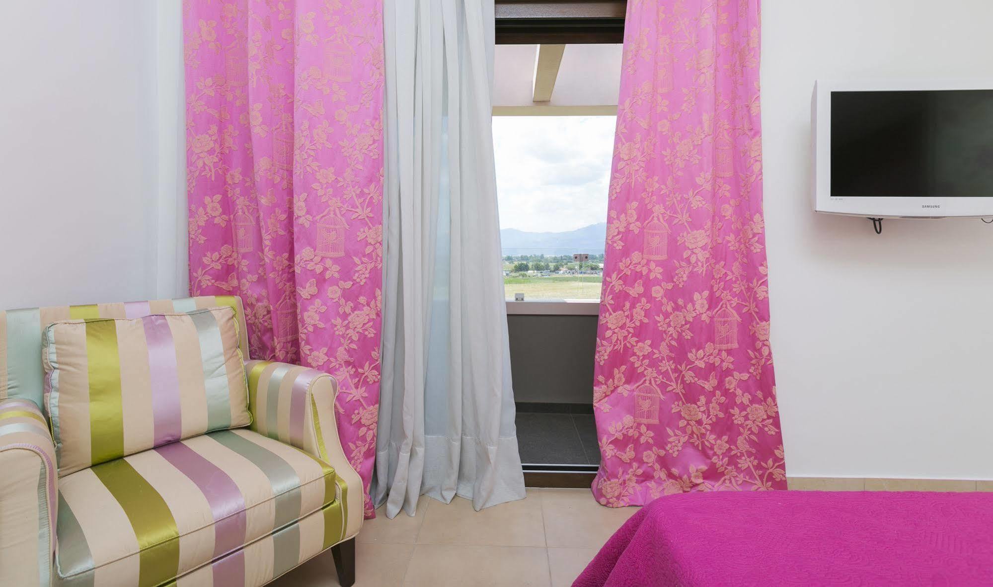 Casagreek Komotini Bed & Breakfast Ngoại thất bức ảnh